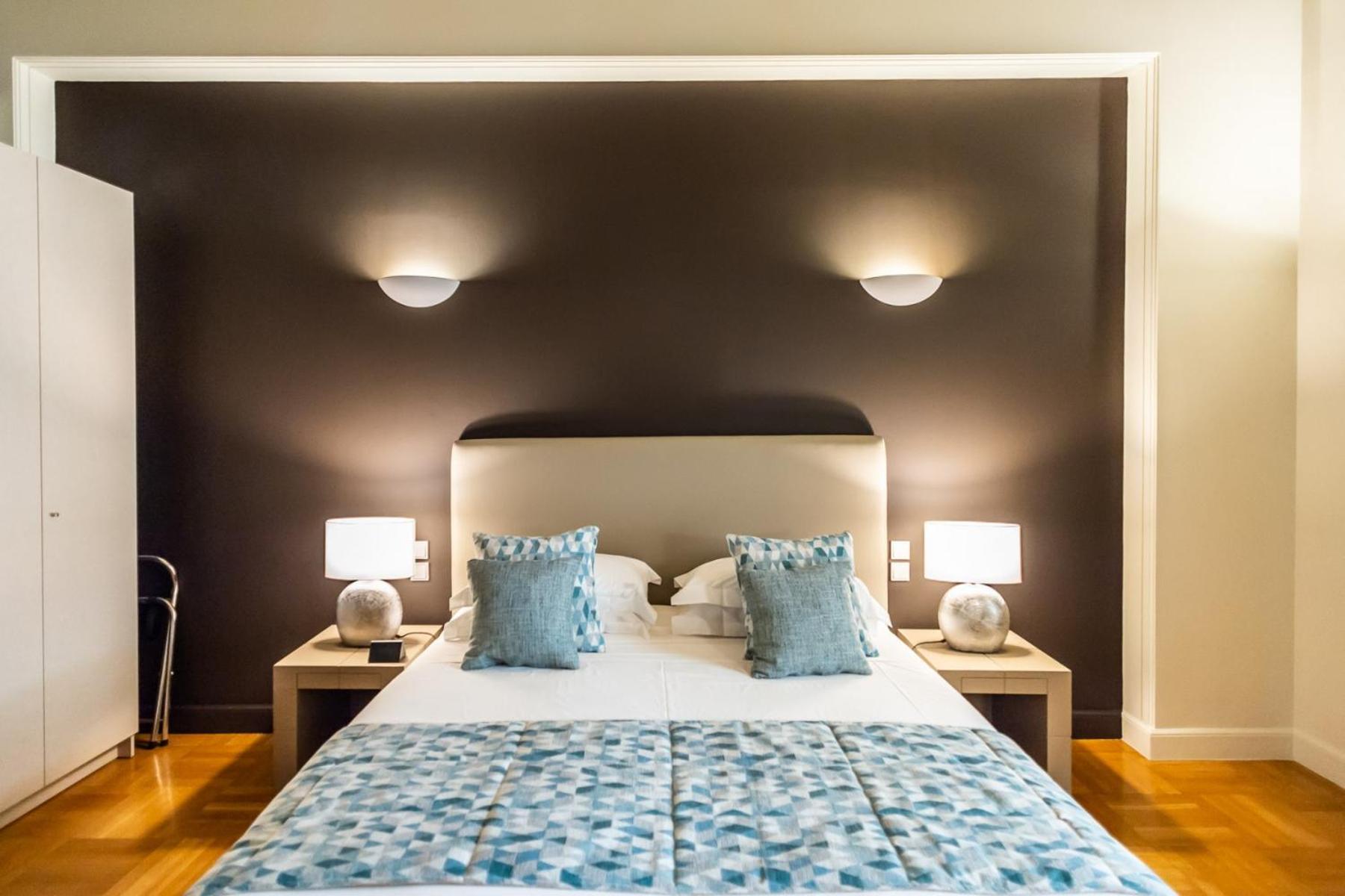 33Solonossuites Atina Oda fotoğraf
