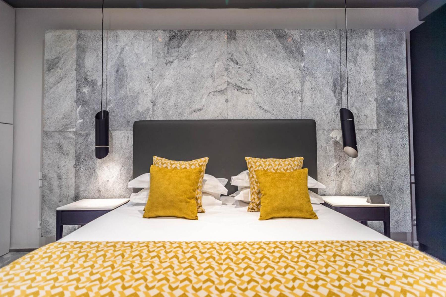 33Solonossuites Atina Oda fotoğraf