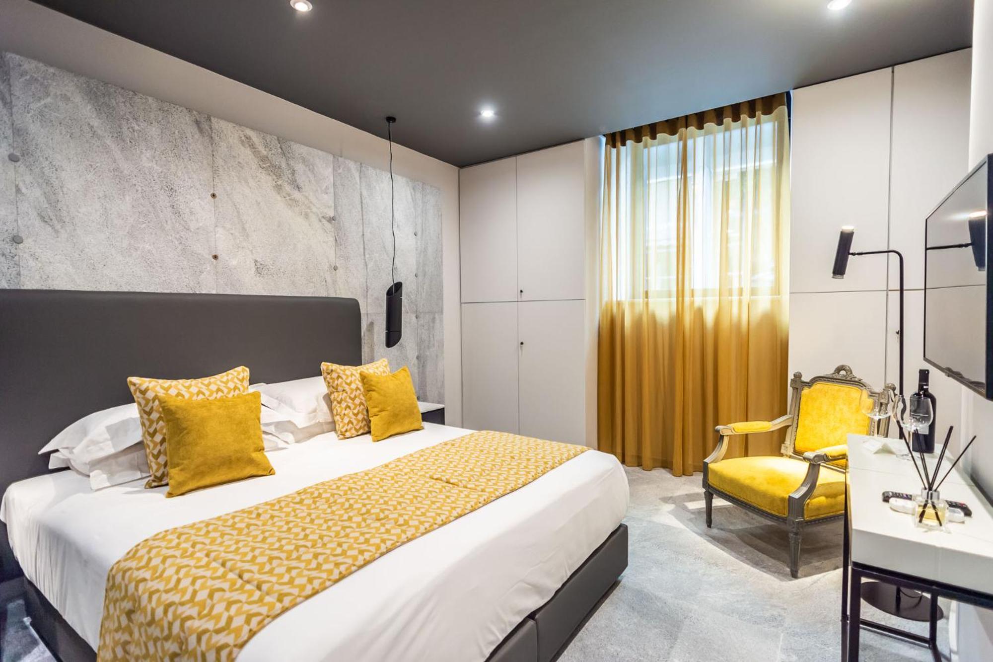 33Solonossuites Atina Oda fotoğraf